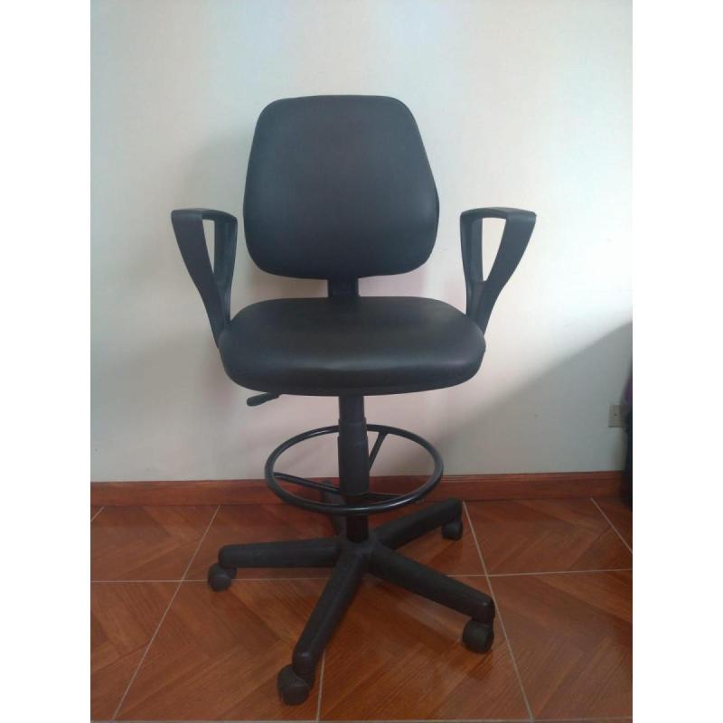 Silla Cajera Ergonómica - Regulable en Altura (Usada)