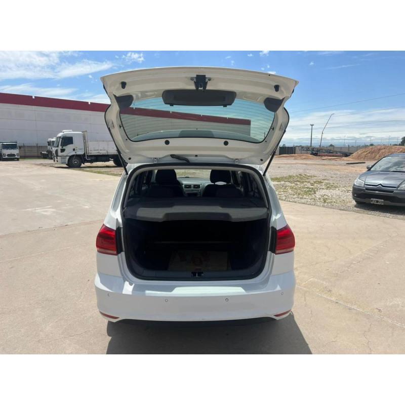 Volkswagen Suran impecable pocos kilómetros - 7/11