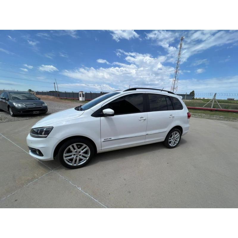 Volkswagen Suran impecable pocos kilómetros - 10/11