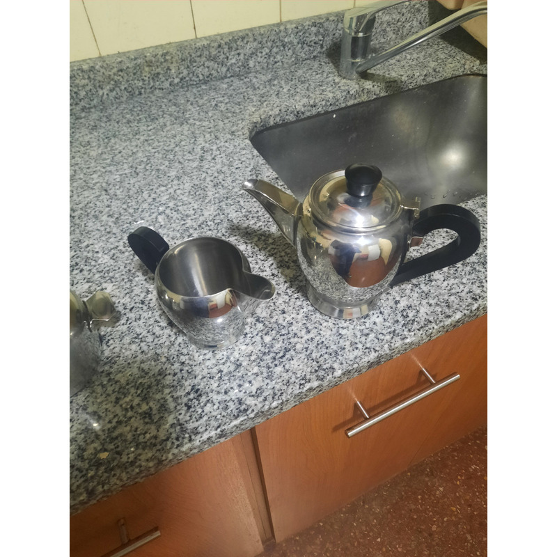 Juego de cafe te de acero inoxidable sin uso