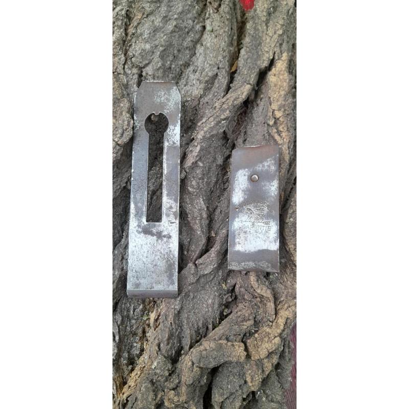 Vendo cepillo de carpintero antiguo marca Peugeot - 4