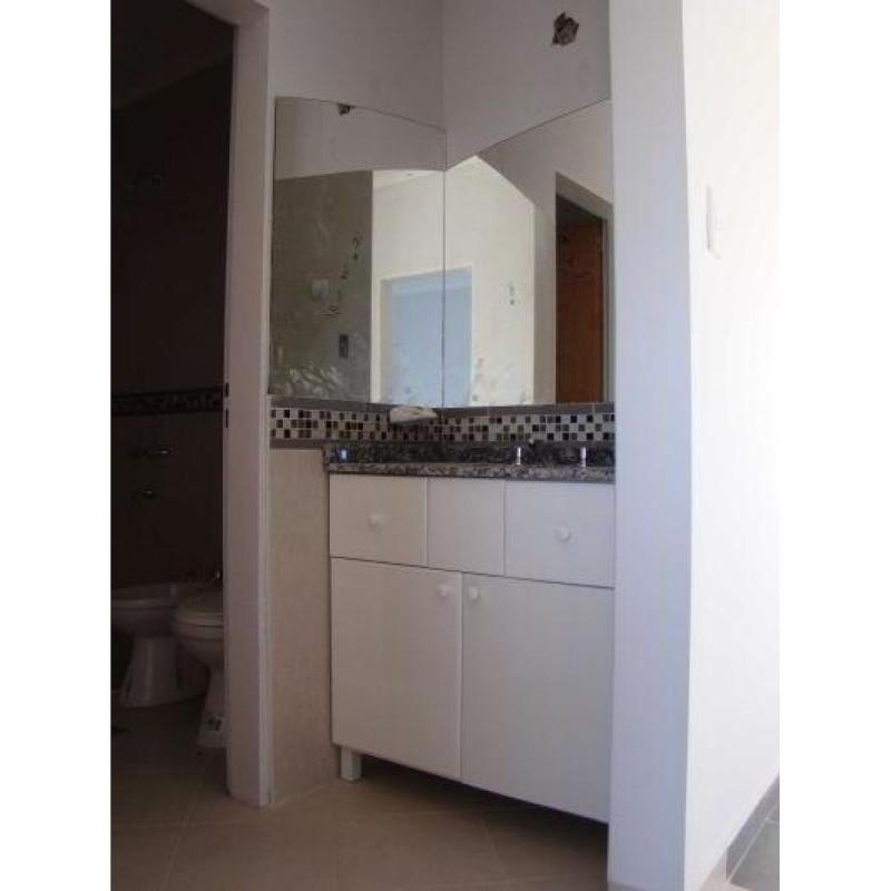 Alquilo departamento amoblado dos dormitorios - 2/2