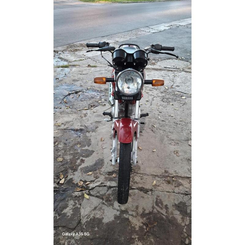 Yamaha ybr 125 2012 - 3