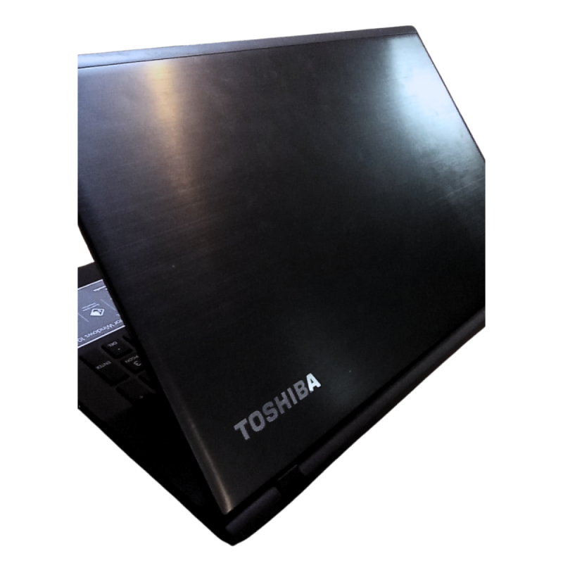 Toshiba P55t 15.6 Touch - Core I5 8gb - 1tb Hdd + 960gb Ssd (Usado) - 4