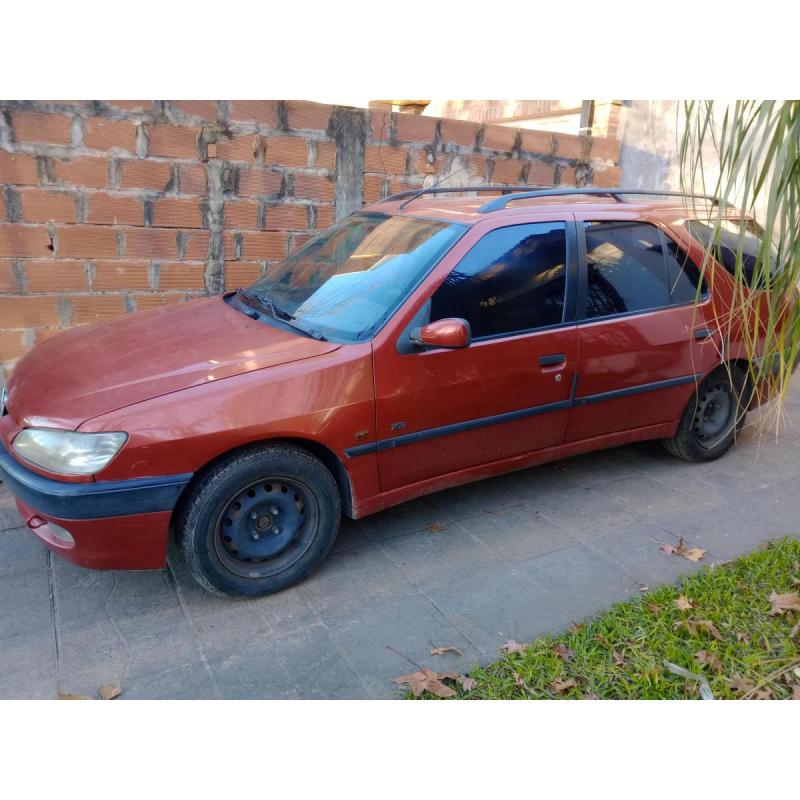 Vendo Peugeot 306 familiar mod. 99 con GNC - 2