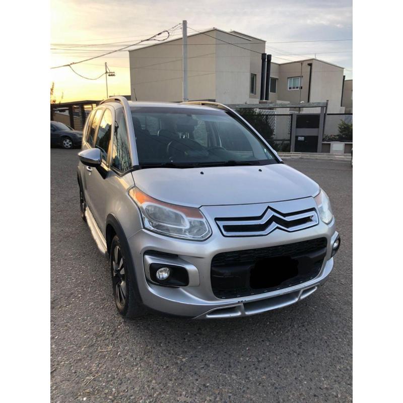 Vendo Citroen c3 Aircross en muy buen estado.