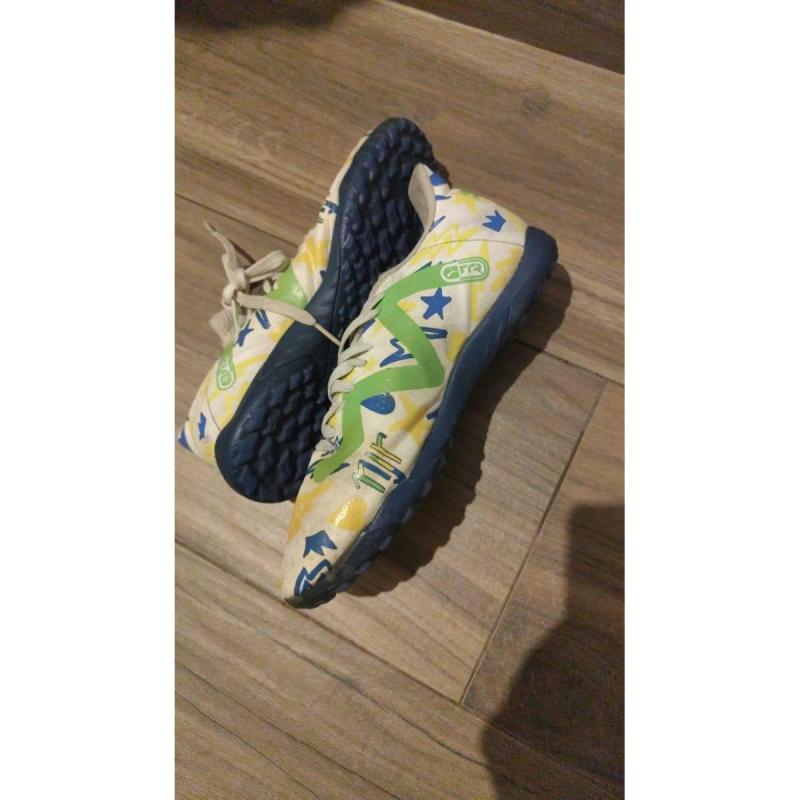 Botines de fútbol neymar limited brazil world cup