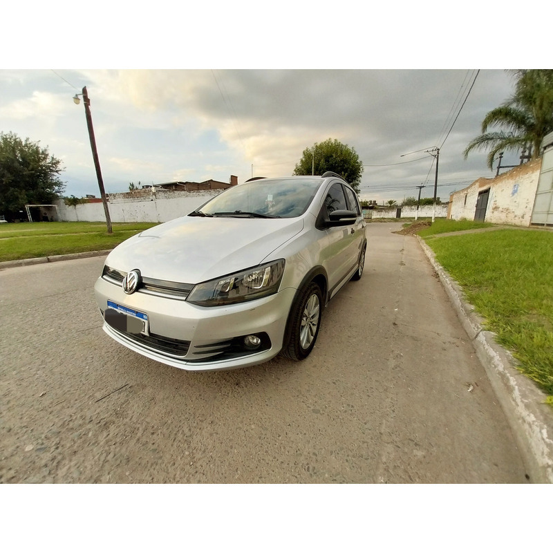 Volkswagen SURAN TRACK 2019 Nafta Color Plata - 7