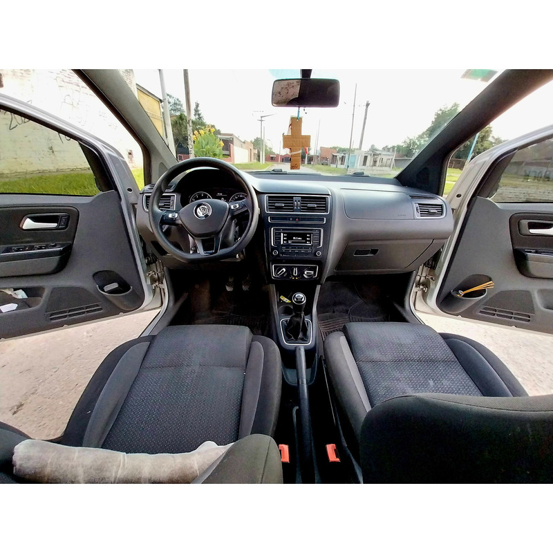 Volkswagen SURAN TRACK 2019 Nafta Color Plata - 11