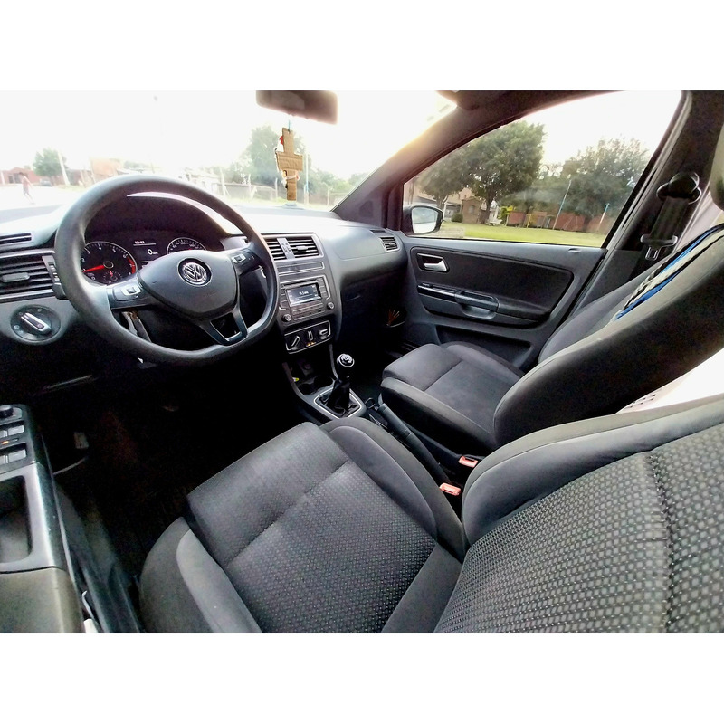 Volkswagen SURAN TRACK 2019 Nafta Color Plata - 12