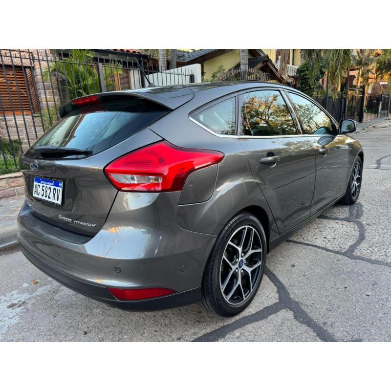 Vendo ford focus titanium at 2018 - 3