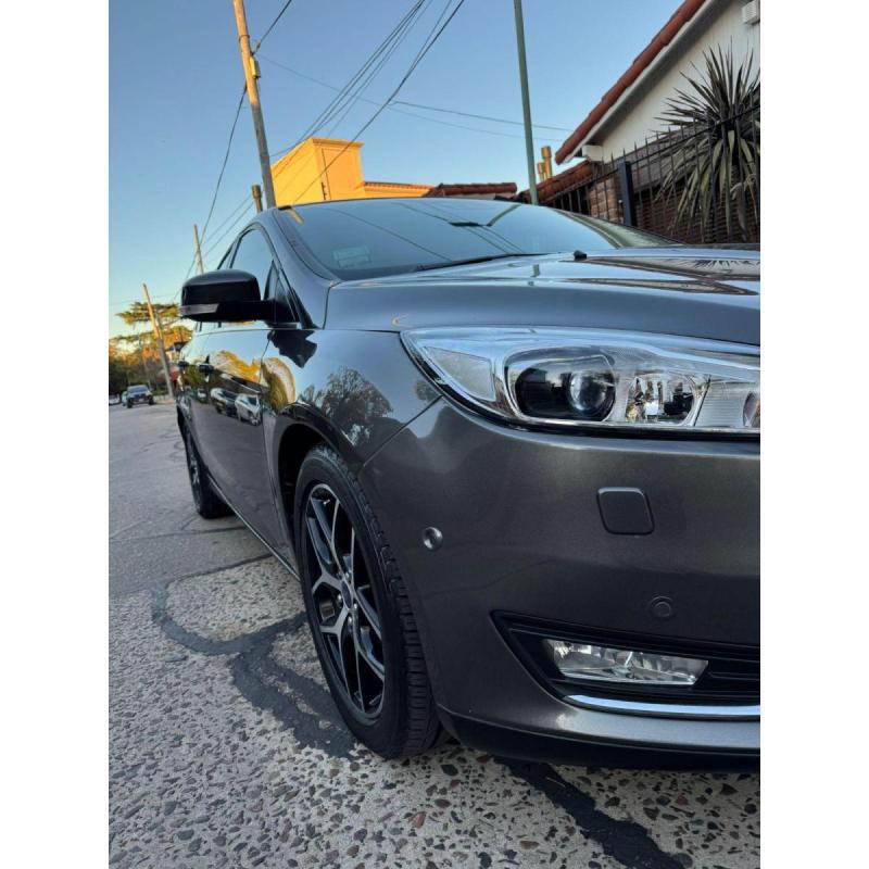 Vendo ford focus titanium at 2018 - 5