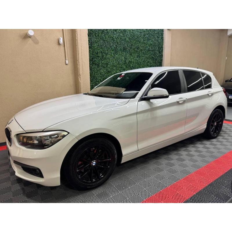 vendo bmw 120i active 2016