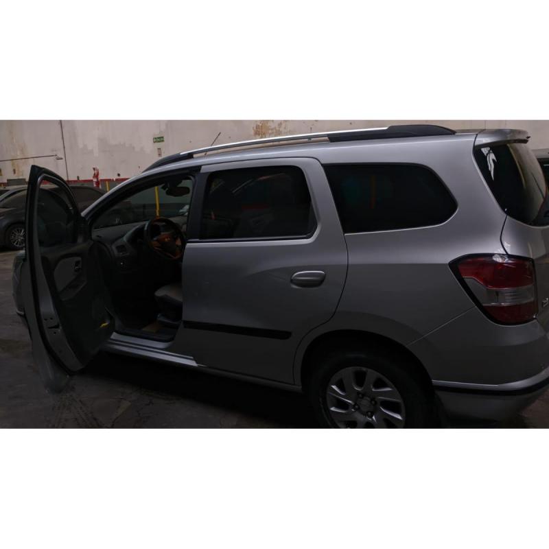 Vendo spin ltz chevrolet 80.000km, caja manual - 11
