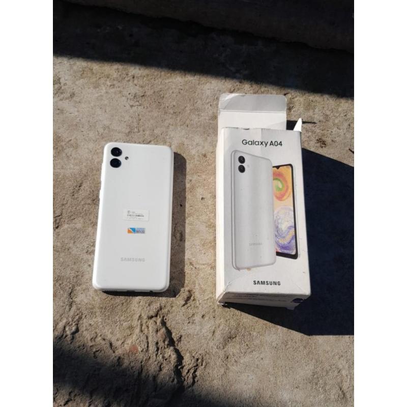 Samsung A04 – 64GB / 3GB RAM