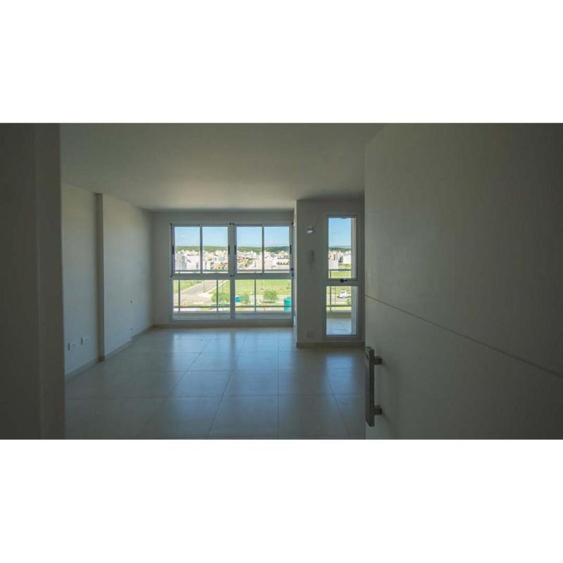 vendo departamento 3 dormitorios en housing del Bv. (Docta) - 8