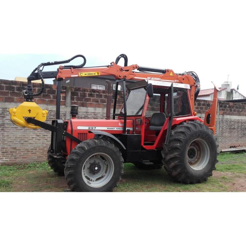 Grua forestal con tractor