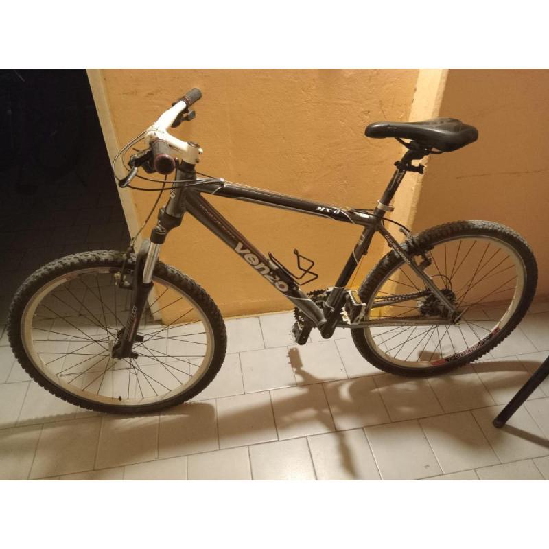 Vendo impecable Venzo R26 21 velocidades