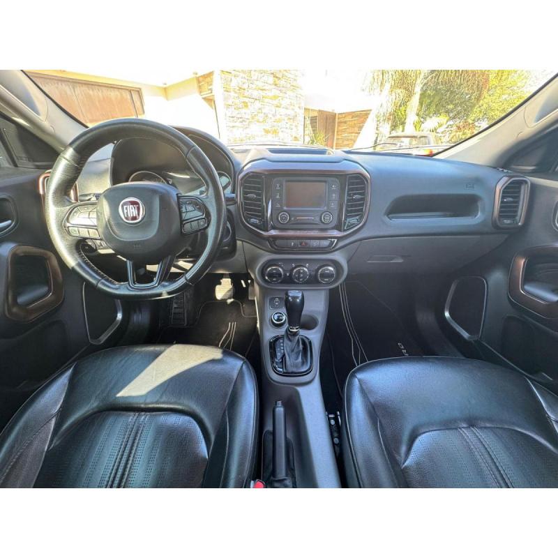 Fiat Toro Volcano 2.0 - 10