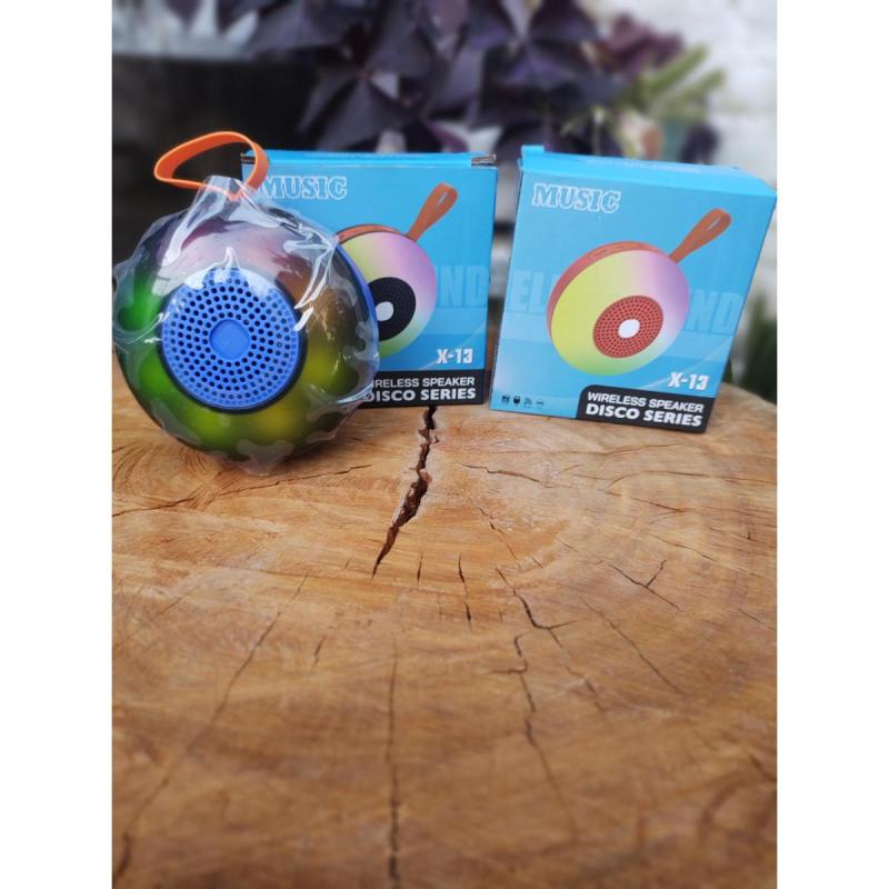 Parlantes Bluetooth X13