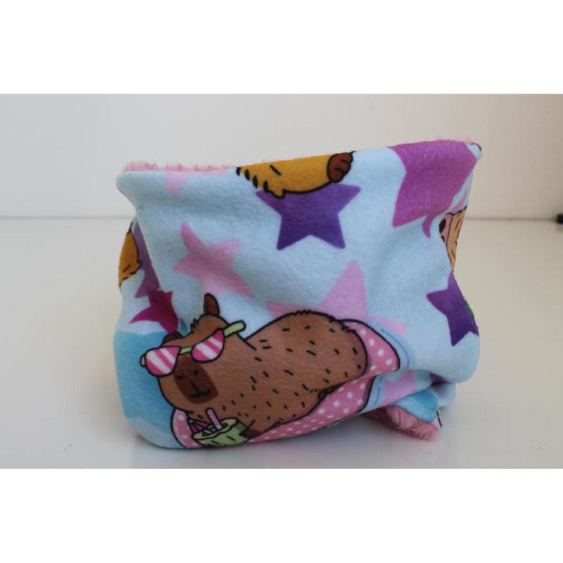 Vendo cuellitos polares de kuromi y capybara - 7/11