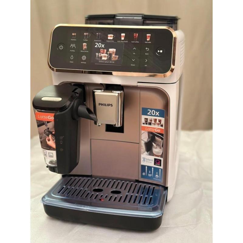 Cafetera automatica Phillips 5500 Lattego Nueva!! - 4