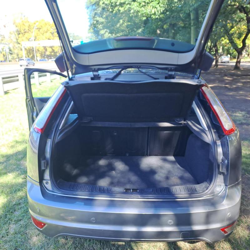 ford focus 2 ghia 5 puertas nafta manual - 7
