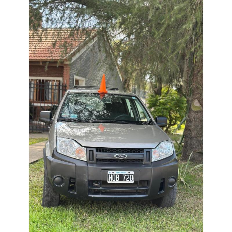 Inmaculada Ecosport XLS única mano única en su estado original