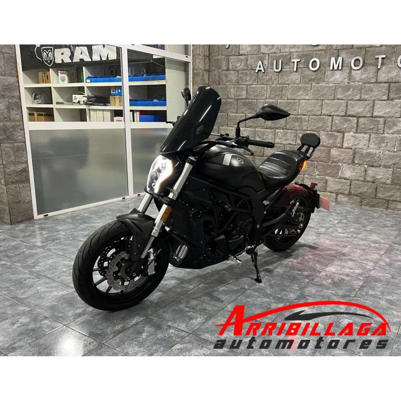 🚀 **¡ Benelli 502 C año 2024 !** 🏍️🔥  Necochea