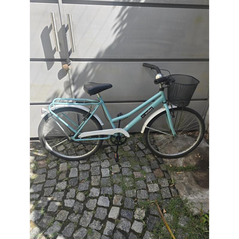 Bicicleta de Mujer Rodado 26 SemiNueva muy poco uso...