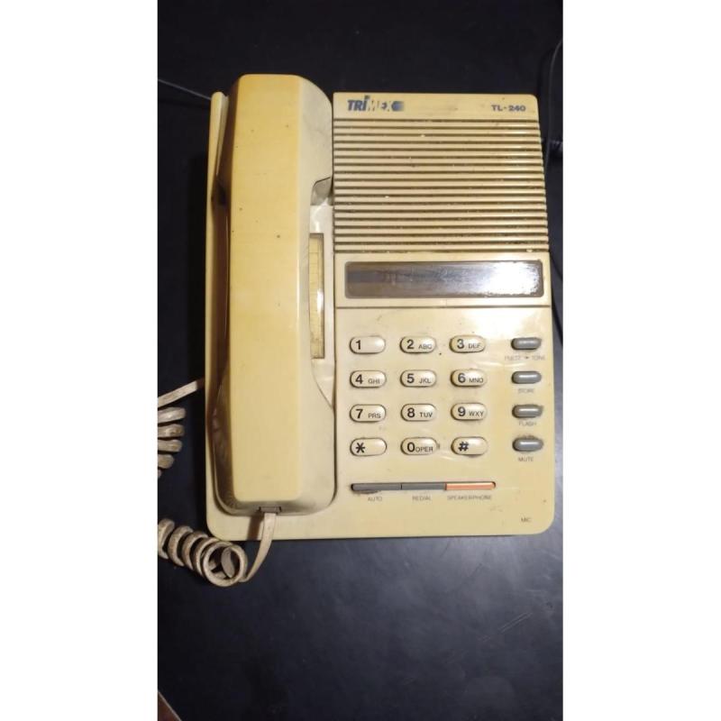 KIT de 10 Teléfonos fijos mas un celular antiguo - 10