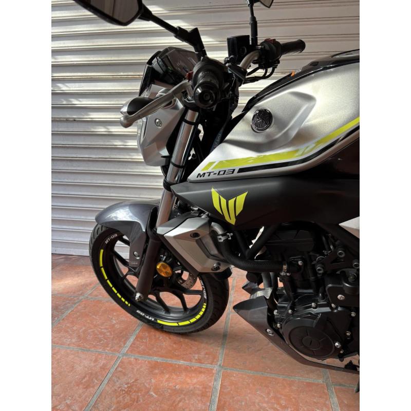 Yamaha MT 03 4800km reales - 6