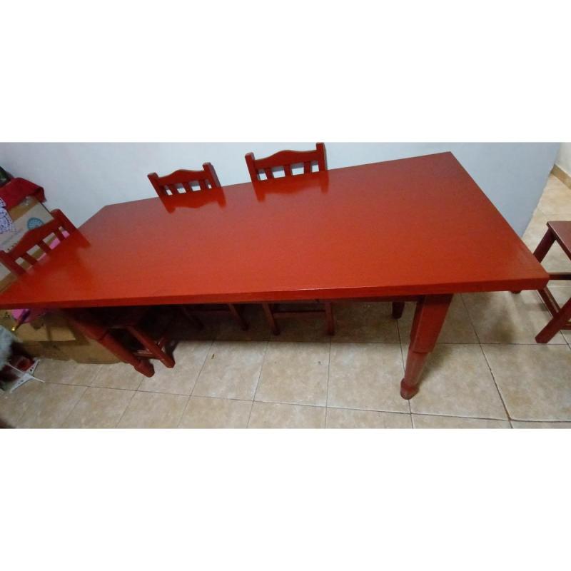 Mesa sin sillas