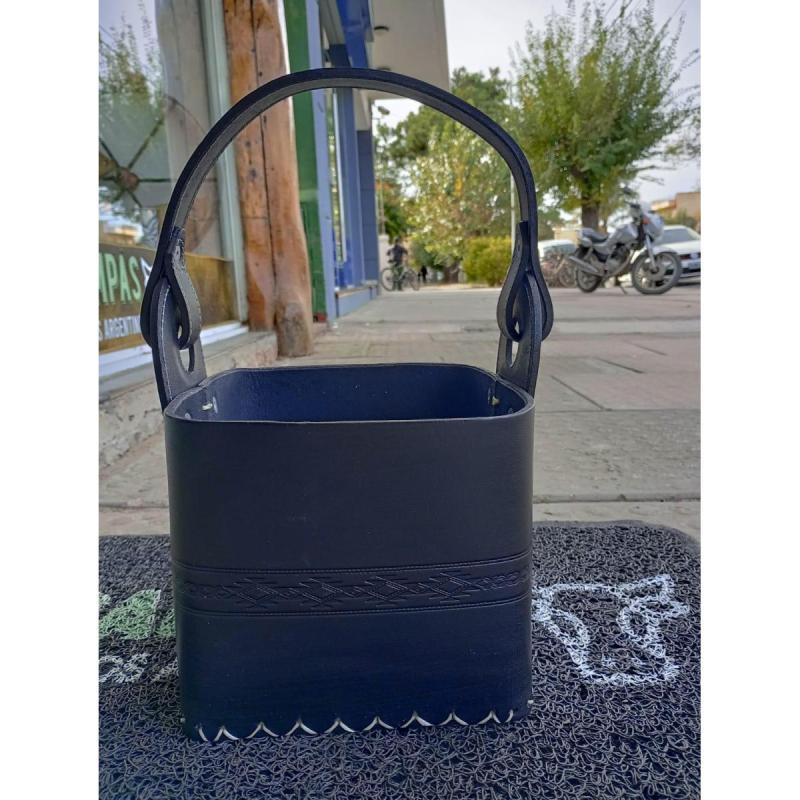 Canasta matera de cuero premium