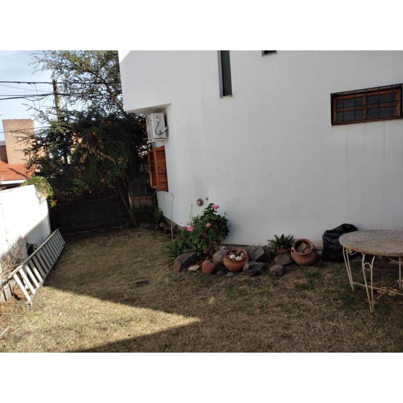 Lomas de San Martin , casa dos plantas garage - 19