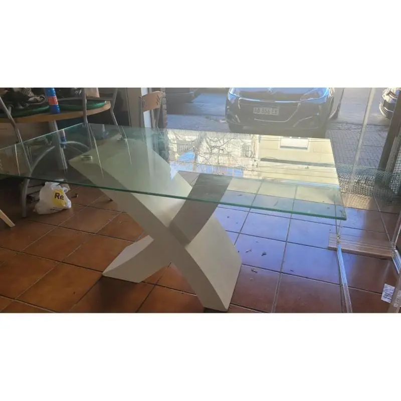Mesa Fina de Vidrio para Comedor u Oficina