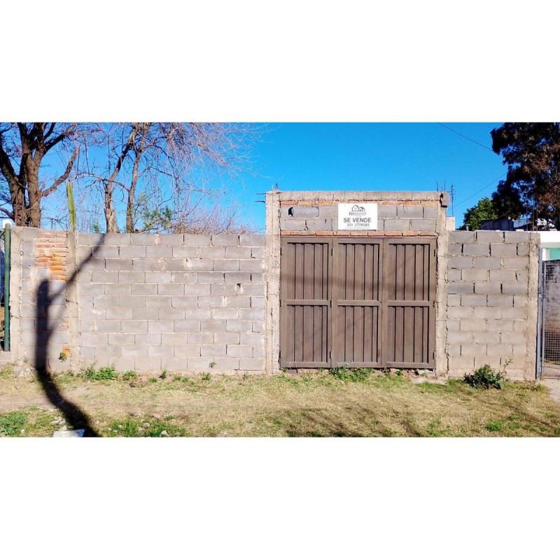 Se vende terreno en Barrio Villa El Libertador