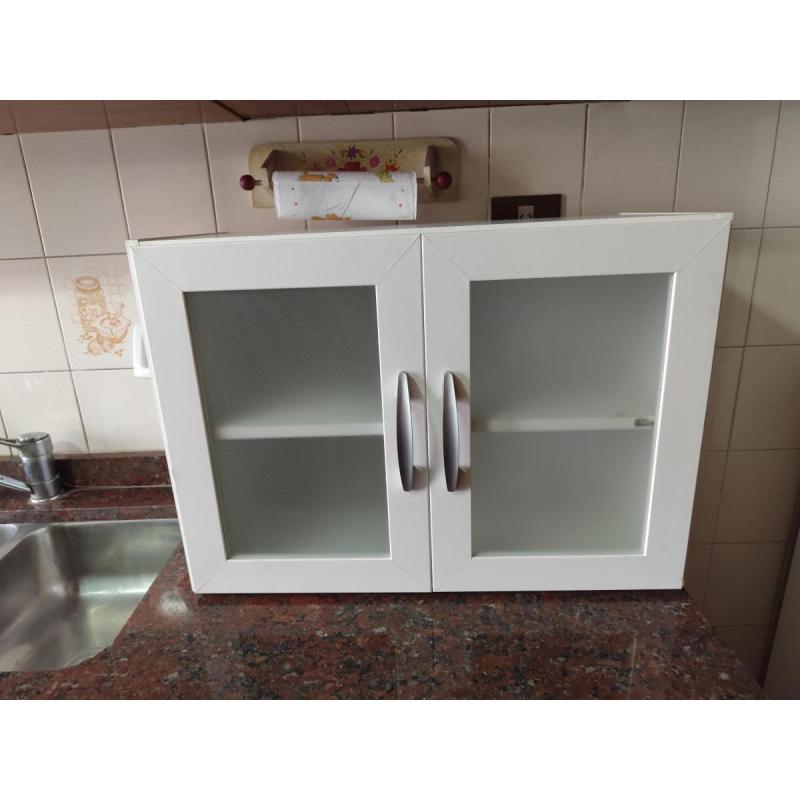 Alacena colgante usada