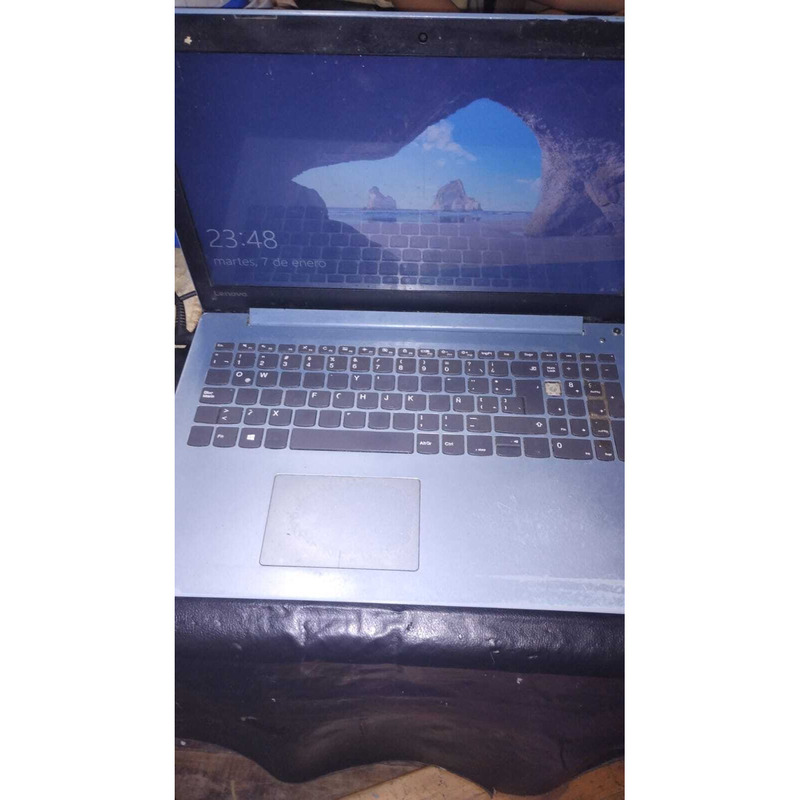 vendo con urgencia notebook I5 7200u 2.71ghz procesador 4 gb ram 1tb disco lenovo ideapad320