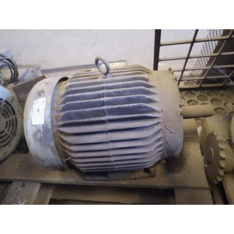 Motor 15HP