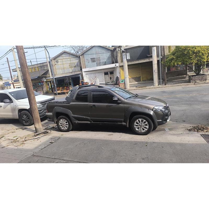Fiat strada Adventure 1.6 16v 2013 GNC - 2
