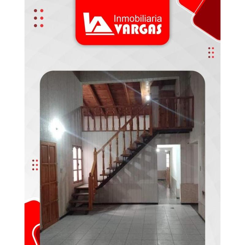 Se alquila amplia y hermosa casa en Barrio Reconquista, Las Heras