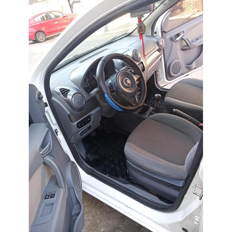 Vendo fiat palio essence modelo 2015 motor 1.6 con 93.000 km - 11
