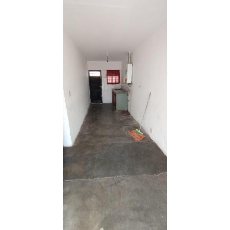 Vendo casa cercana al nuevo hospital - 9