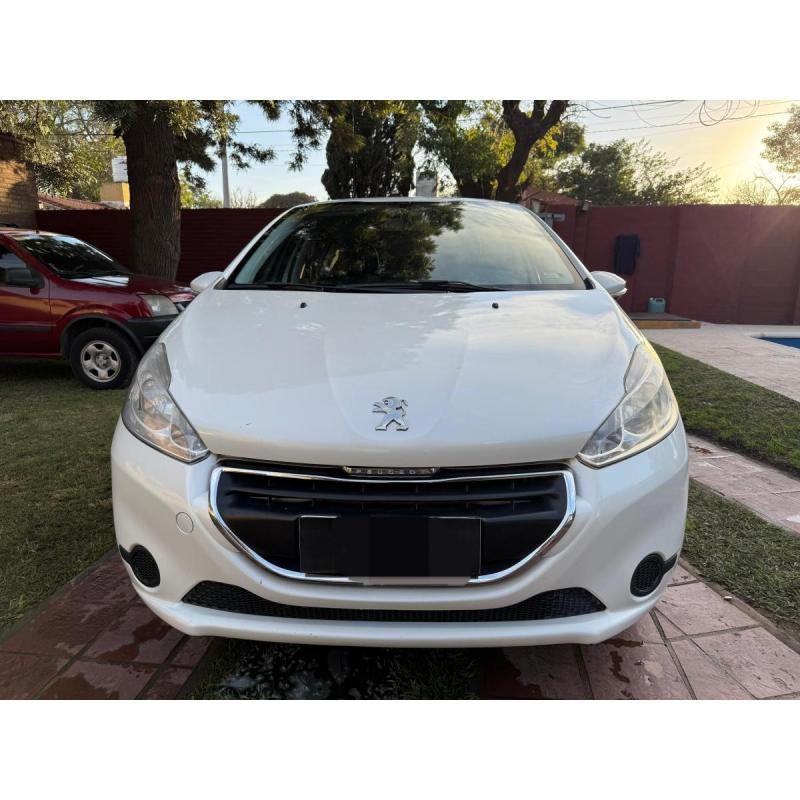 Peugeot 208 Active 1.5 – Córdoba – 2016 – 76.000 km – 1ra mano – correa nueva