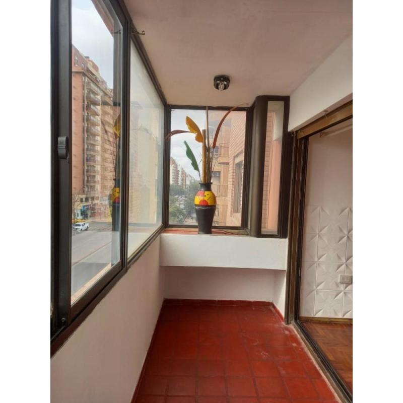 En venta departamento amplio balcon - - 2