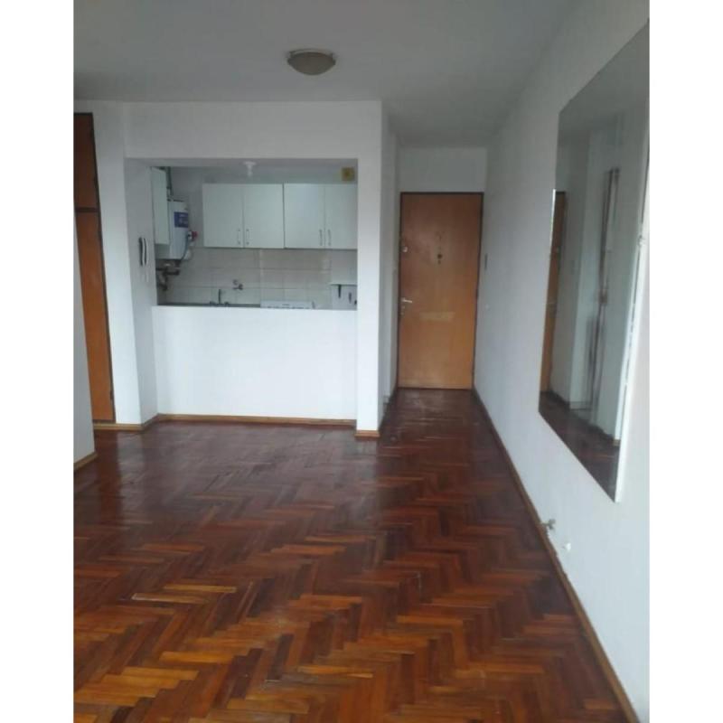 En venta departamento amplio balcon - - 3