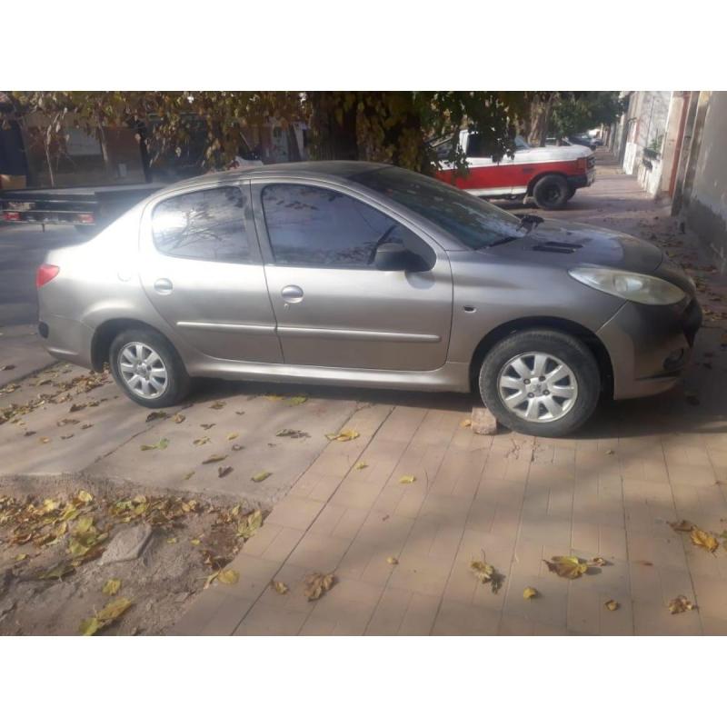 Peugeot 207 Compact 2009