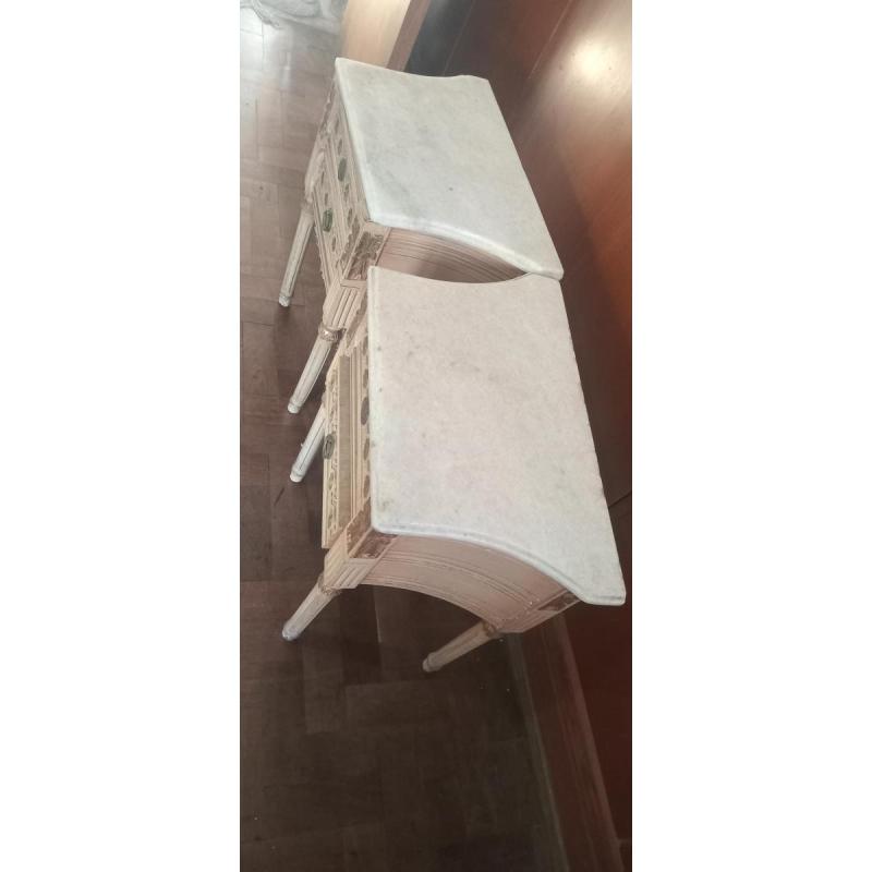 Hermosas mesas luz luis xv liquido