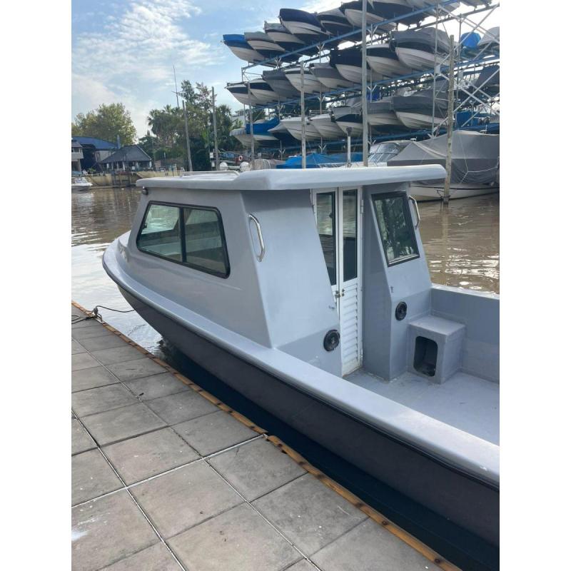 Lancha Tracker Cabinado 690 con Mercury 90HP - 2